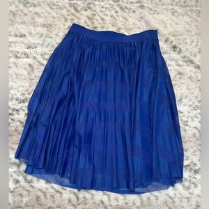 Metrowear Women Skirt  XL  Elastic Waist Band Pleated Royal Blue  Used